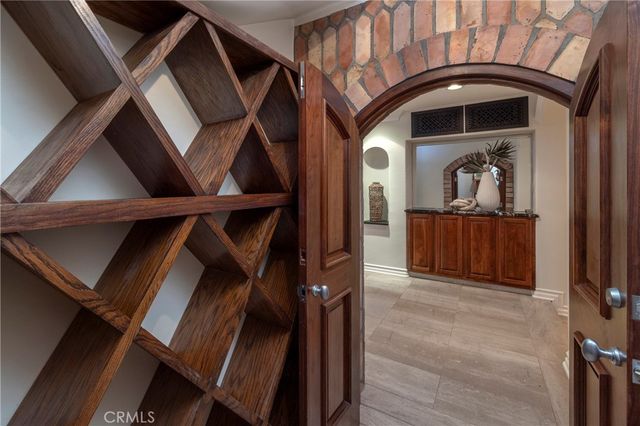 339 Via Lido Soud, Newport Beach, CA 92663