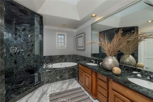 339 Via Lido Soud, Newport Beach, CA 92663