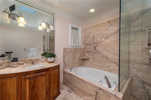 339 Via Lido Soud, Newport Beach, CA 92663