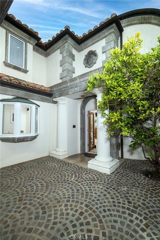 339 Via Lido Soud, Newport Beach, CA 92663