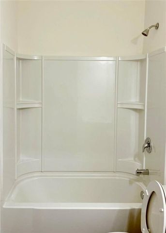 89 Bentwater Way, Hoschton, GA 30548
