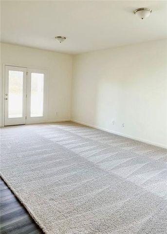 89 Bentwater Way, Hoschton, GA 30548