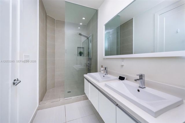10265 NW 63rd Ter 204, Doral, FL 33178