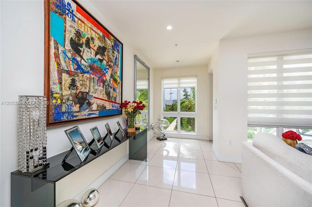 10265 NW 63rd Ter 204, Doral, FL 33178