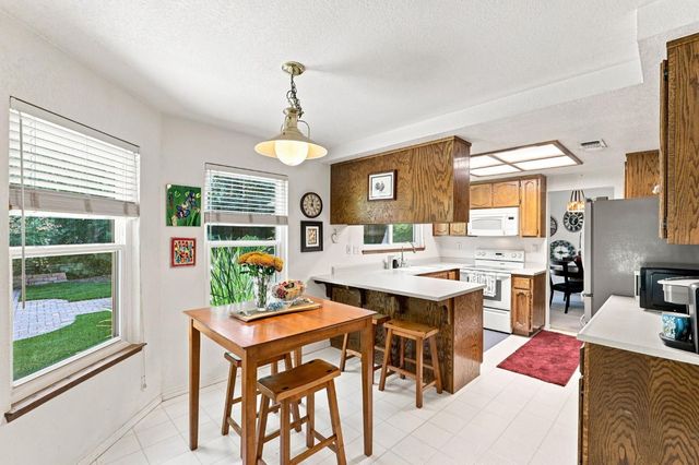 2535 Mossy Oaks Ct, Rancho Cordova, CA 95670