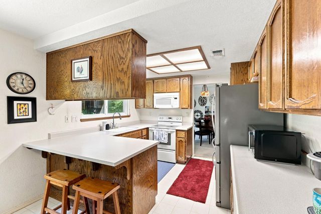 2535 Mossy Oaks Ct, Rancho Cordova, CA 95670