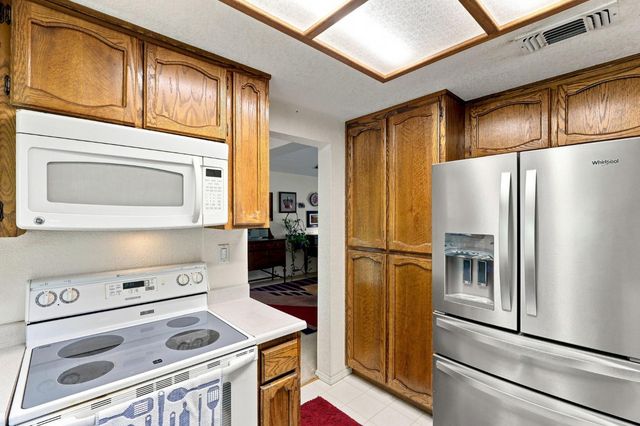 2535 Mossy Oaks Ct, Rancho Cordova, CA 95670