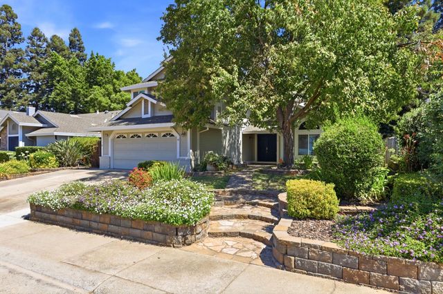 2535 Mossy Oaks Ct, Rancho Cordova, CA 95670