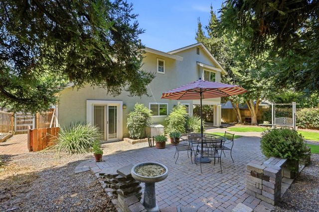 2535 Mossy Oaks Ct, Rancho Cordova, CA 95670