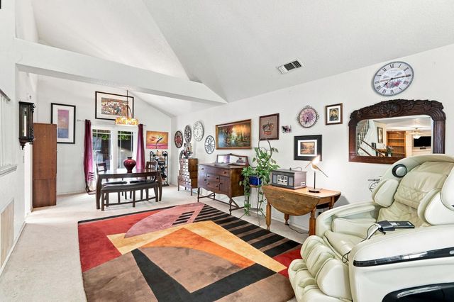 2535 Mossy Oaks Ct, Rancho Cordova, CA 95670