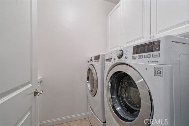 1908 Hazel Nut Court, Agoura Hills, CA 91301