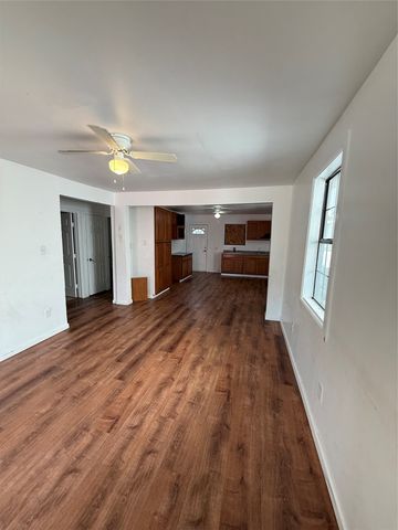 3705 Guaranty Street, Dallas, TX 75215