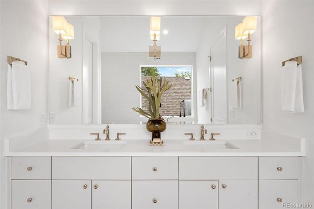 2940 S Cherokee Street, Englewood, CO 80110