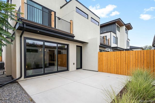 2940 S Cherokee Street, Englewood, CO 80110