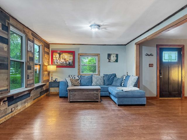 1337 W Dallas Road, Urbana, OH 43078