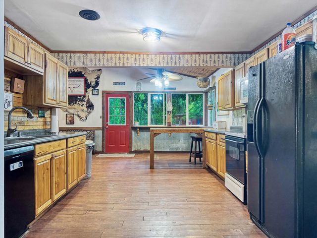 1337 W Dallas Road, Urbana, OH 43078