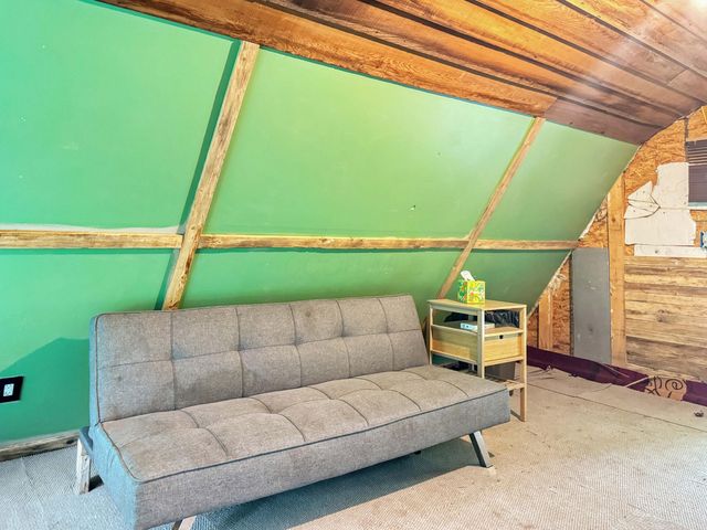 1337 W Dallas Road, Urbana, OH 43078