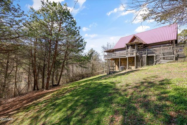 1483 Honey Oaks Way, Sevierville, TN 37876