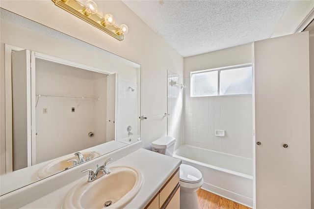 1015 E Yager LN 84, Austin, TX 78753