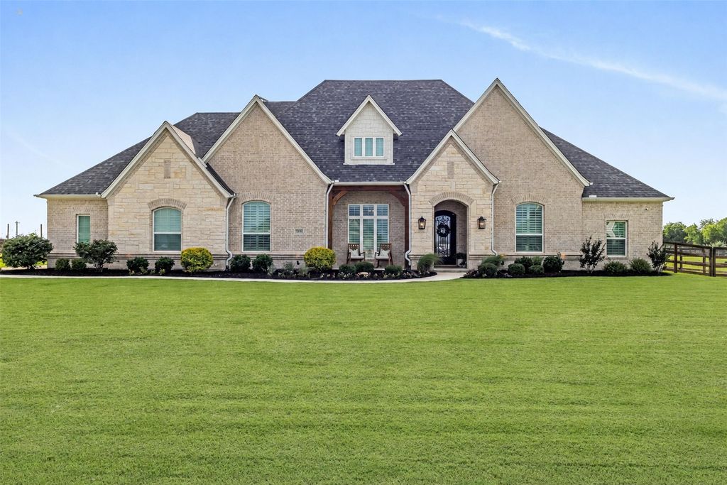 3232 Stardust Lane, Northlake, TX 76226