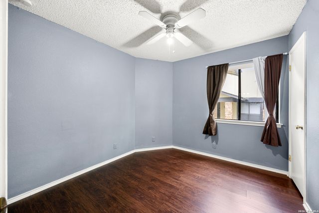 9334 Dover Rdg, San Antonio, TX 78250