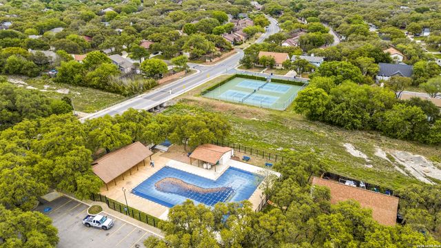 9334 Dover Rdg, San Antonio, TX 78250