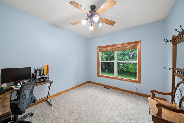 115 Pineridge Drive S, Oswego, IL 60543