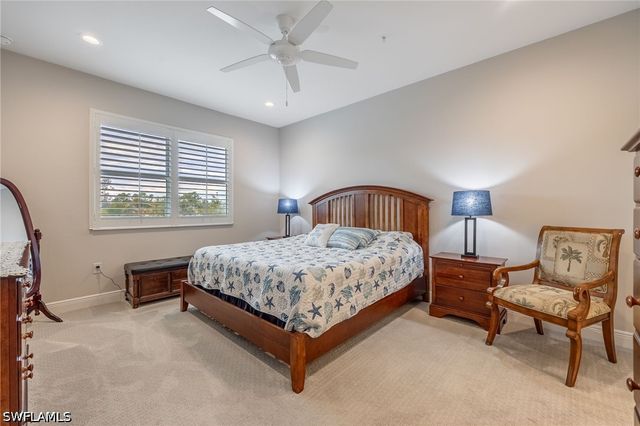 2555 Seychelles DR 406, Naples, FL 34112
