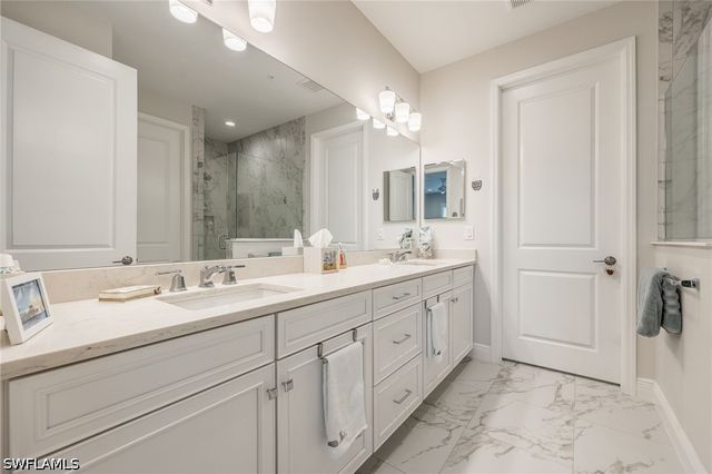 2555 Seychelles DR 406, Naples, FL 34112