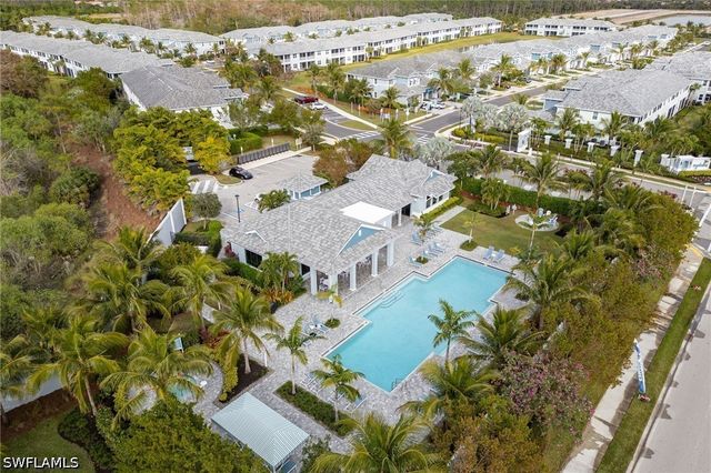 2555 Seychelles DR 406, Naples, FL 34112