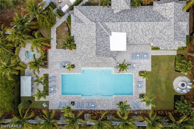 2555 Seychelles DR 406, Naples, FL 34112