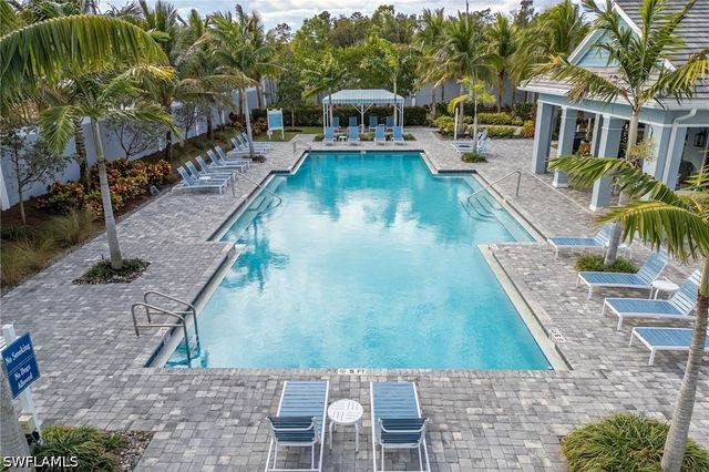 2555 Seychelles DR 406, Naples, FL 34112