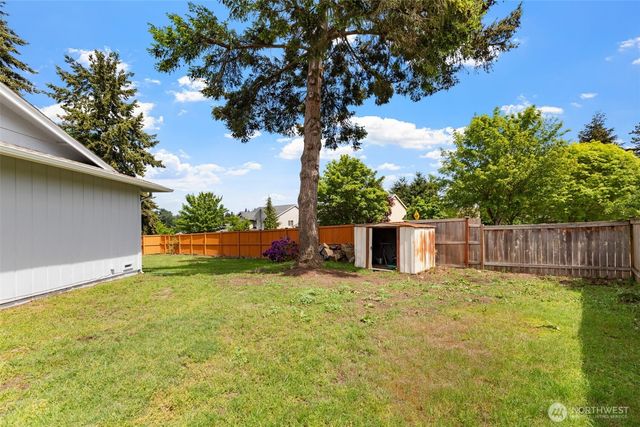31300 31st Ave SW, Federal Way, WA 98023