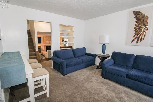 2058 Heritage Drive, Sandusky, OH 44870