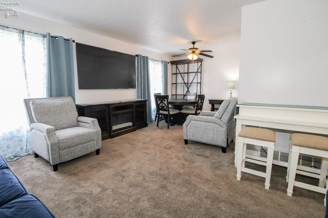 2058 Heritage Drive, Sandusky, OH 44870