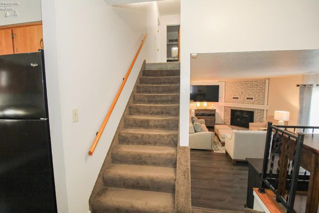 2058 Heritage Drive, Sandusky, OH 44870