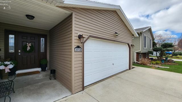 2058 Heritage Drive, Sandusky, OH 44870