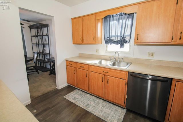 2058 Heritage Drive, Sandusky, OH 44870