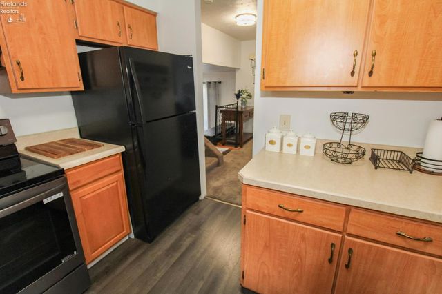 2058 Heritage Drive, Sandusky, OH 44870