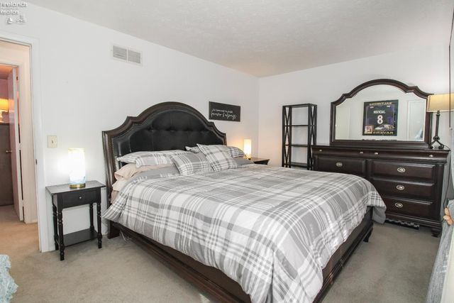 2058 Heritage Drive, Sandusky, OH 44870