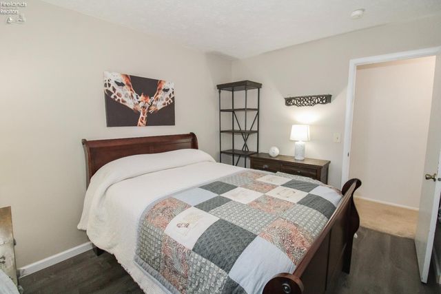 2058 Heritage Drive, Sandusky, OH 44870