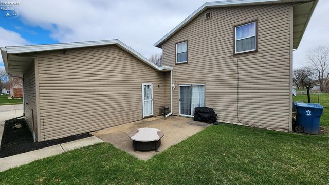 2058 Heritage Drive, Sandusky, OH 44870