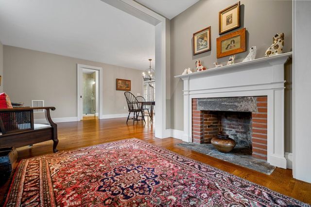 138 School House Road, Old Saybrook, CT 06475