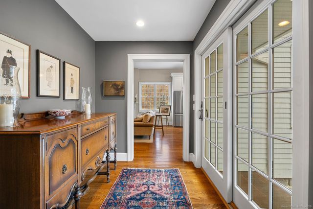 138 School House Road, Old Saybrook, CT 06475