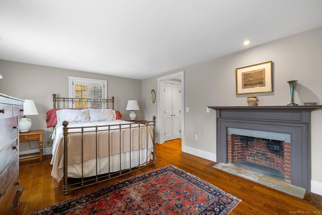 138 School House Road, Old Saybrook, CT 06475