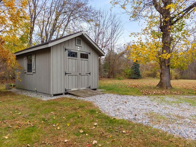 138 School House Road, Old Saybrook, CT 06475