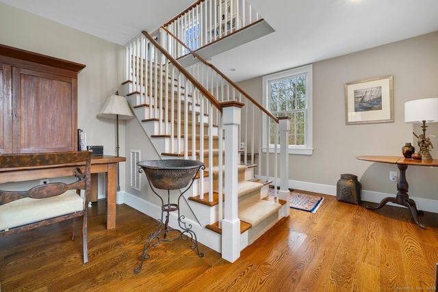 138 School House Road, Old Saybrook, CT 06475