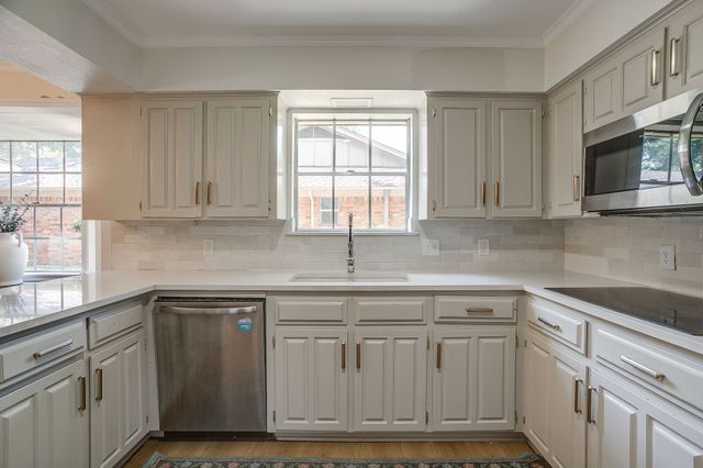 2910 Glasgow Drive, Arlington, TX 76015