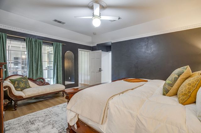 2910 Glasgow Drive, Arlington, TX 76015