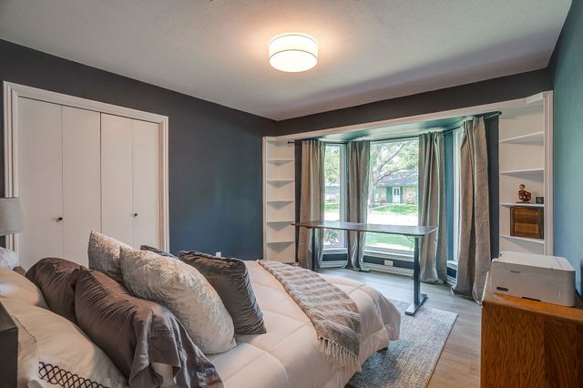 2910 Glasgow Drive, Arlington, TX 76015